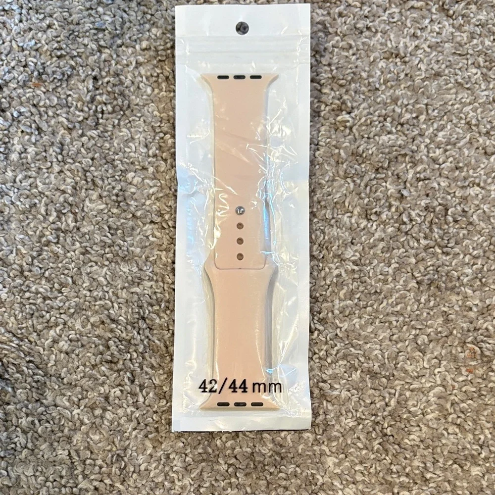 Replacement Silicone Watch Band for 42/44mm in Blush Pink